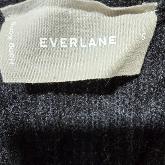 Everlane Oversized Alpaca Cardigan - Picture 9 of 10
